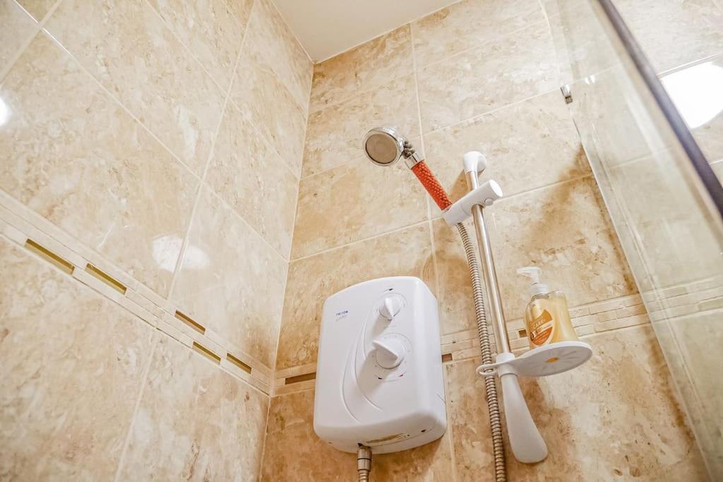 קארדיף Charming City Centre Apartment מראה חיצוני תמונה